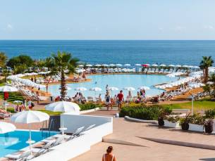 Torre Cintola Natural Sea Resort