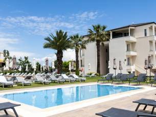 Mythic Summer Hotel
