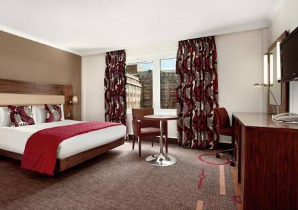 8 daagse vliegvakantie naar Hilton London Olympia in londen, groot-brittannie