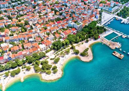 Vakantie naar het schilderachtige vissersdorpje Crikvenica nabij het strand o.b.v. halfpension