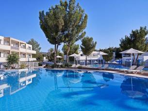 Kiotari Miraluna Beach Resort