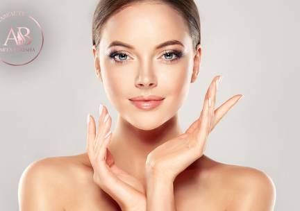 Gezichtsbehandeling naar keuze (30 of 60 min)