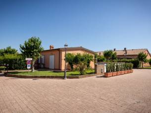 Prachtige appartement nabij de kust in Toscane incl. zwembad en gratis parkeren