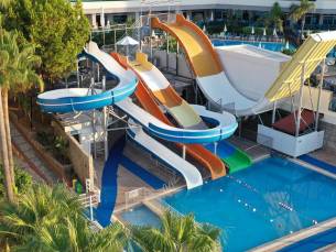 Hotel Eos Beach Resort