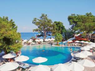 8 daagse vliegvakantie naar Crystal Aura Beach in kemer, turkije