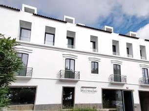 Aparthotel P&ecirc;ro de Teive Bay