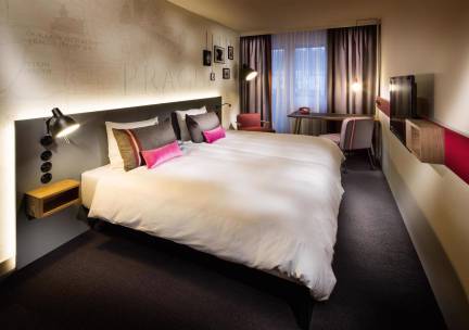PULSE8 Hotel