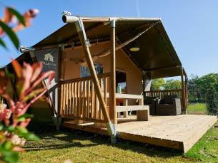 Vollst&auml;ndig eingerichtetes Safarizelt 6 - Personen