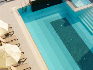Green Garden Suite
