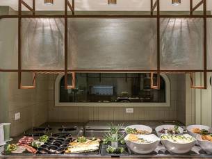 Hotel Kakkos Bay Resort