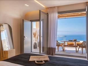 Santo Mine Oia Suites