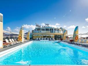 Bull Hotel Reina Isabel & Spa