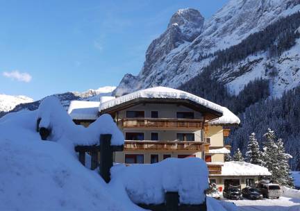 Hotel Dolomites Inn