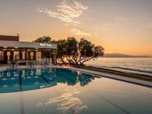 Blue Dome Sea View Hotel