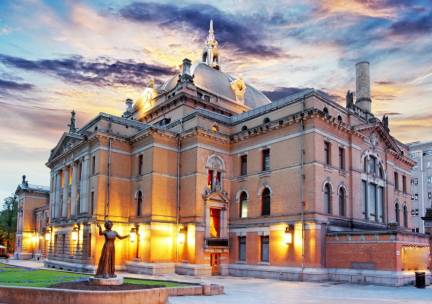 Ontdek de sfeervolle stad Oslo vanuit een designhotel in het centrum incl. vlucht!