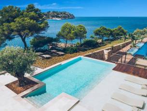 8 daagse vliegvakantie naar Iberostar Selection Jardin del Sol Suites in santa ponsa, spanje