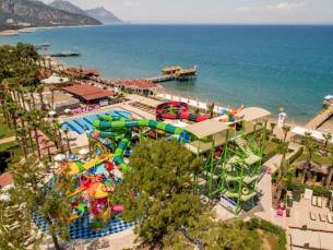 Crystal Flora Beach Resort