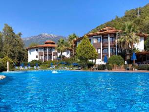 Montana Pine Resort