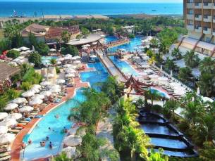 Royal Dragon Hotel