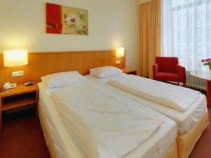 8 daagse vliegvakantie naar Residence Am Hauptbahnhof in hamburg, duitsland