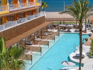 Mediterraneo Bay Hotel and Resort