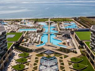 Wave Resort