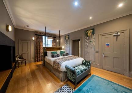 8 daagse vliegvakantie naar No11 Boutique Hotel en Brasserie in edinburgh, groot-brittannie