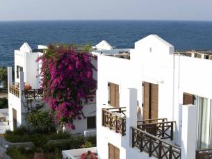 Maritimo Beach Hotel