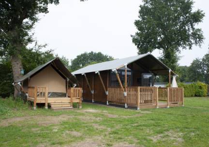 Luxe safarichalet voor 4 personen op park in Voorthuizen Veluwe