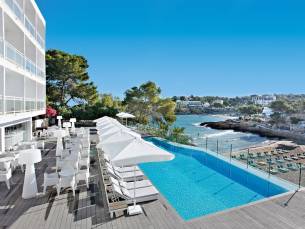 8 daagse vliegvakantie naar Grupotel Ibiza Beach Resort in portinatx, spanje