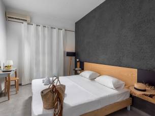 Azure Mare Hotel