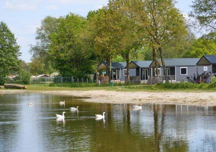 Strandchalet met hottub