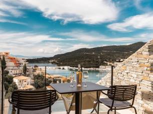KHAI Sivota Suites