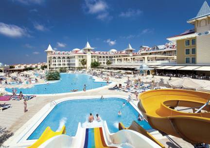 Side Star Resort