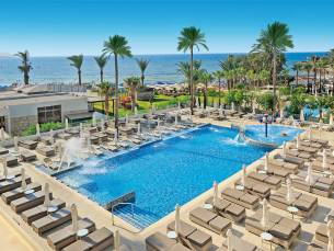 Nelia Beach