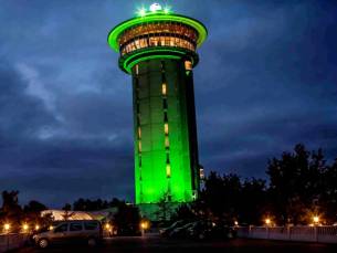 Hotel Infinity Zwolle +bad voor 2 pers!