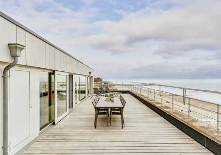 Unieke penthouse met panoramisch zeezicht |10p