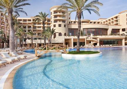 Hotel Mövenpick Resort & Marine Spa