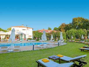 Hotel Mandraki Village
