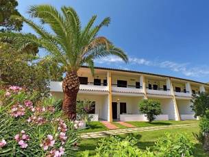 Cormoran Residence