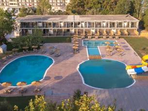Hotel Blue Water Resort