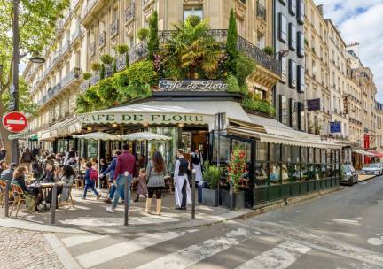 Ontdek de magie van Parijs: een onvergetelijk verblijf + ontbijt!