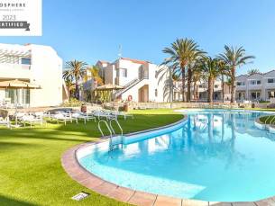 Hotel LIVVO Koala Garden