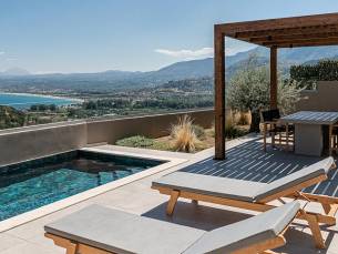 Zeus Cave Villas