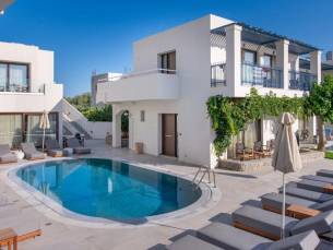 Mika Villas & Suites