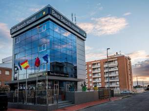 8 daagse vliegvakantie naar Bea Beach Hostel in aguilas, spanje