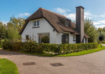 Vakantievilla met rustige ligging en groot terras 6 - personen