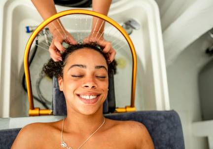 Japanese head spa (60 of 90 min)