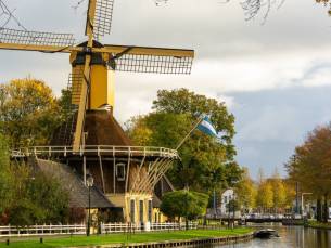 Overnacht aan de Vecht in het historische centrum van Weesp nabij Amsterdam incl. ontbijt!
