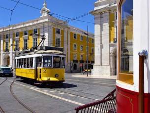 Fly-drive Noord, Centraal en Lissabon (pousadas) 11 dagen
